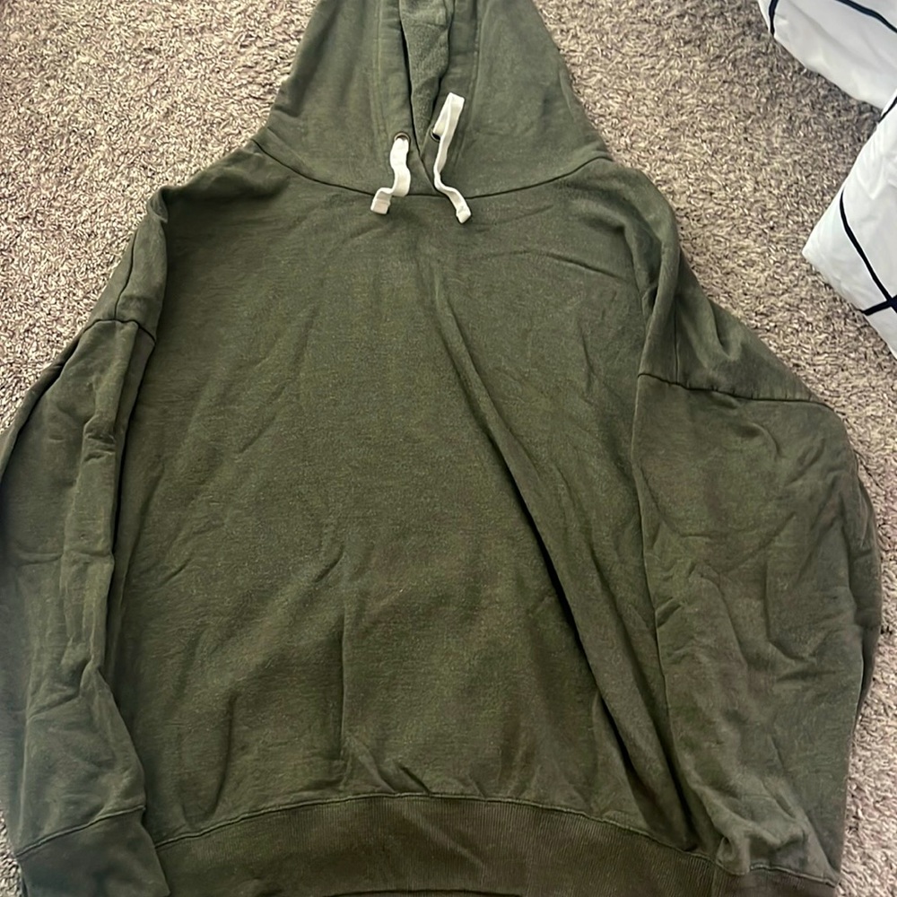 Green Long Sleeve Sweatshirt